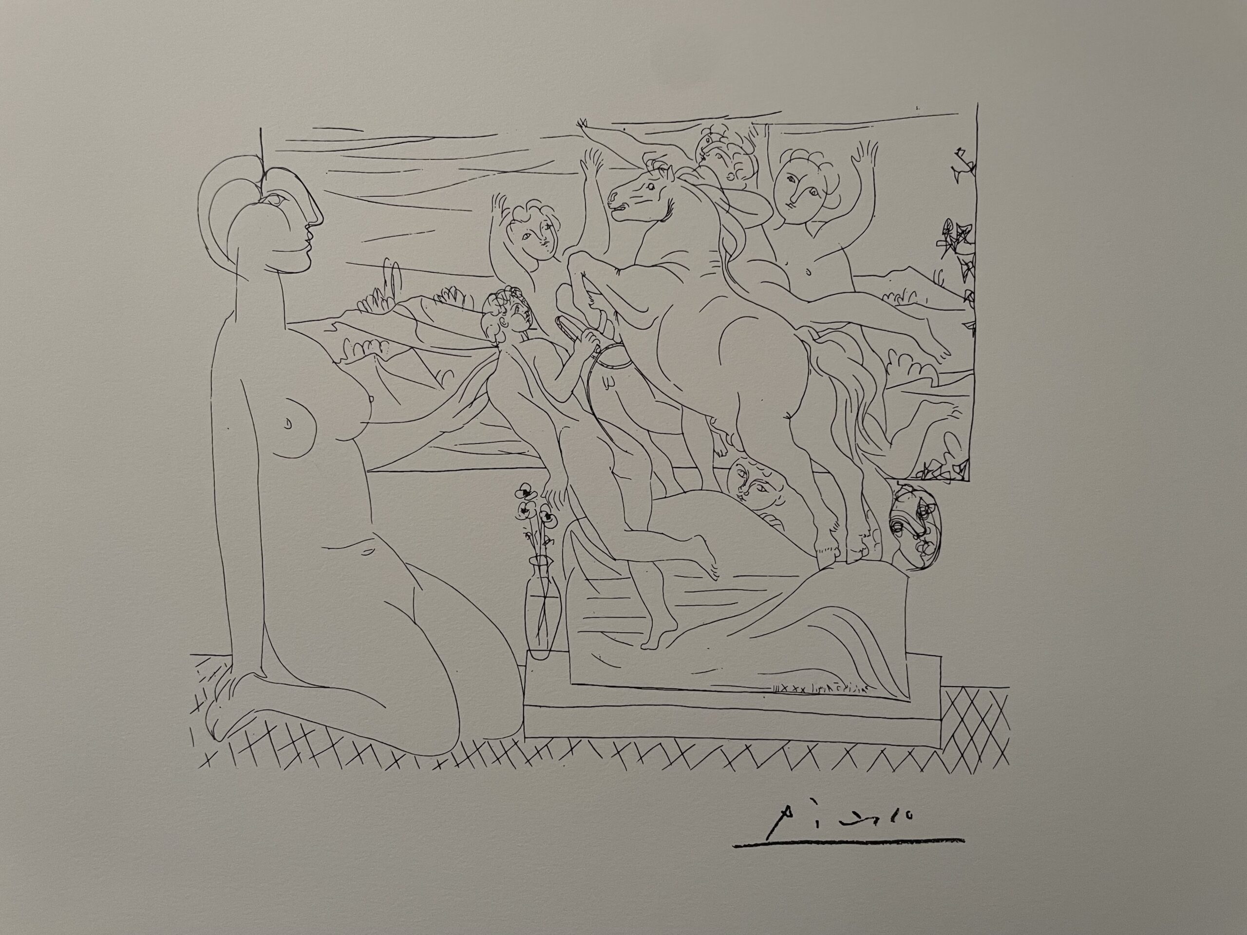 Modèle Contemplant un Groupe Sculpté - Pablo Picasso – Image 1
